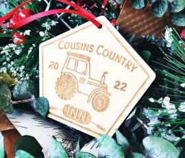 cousins country inn custom ornaments